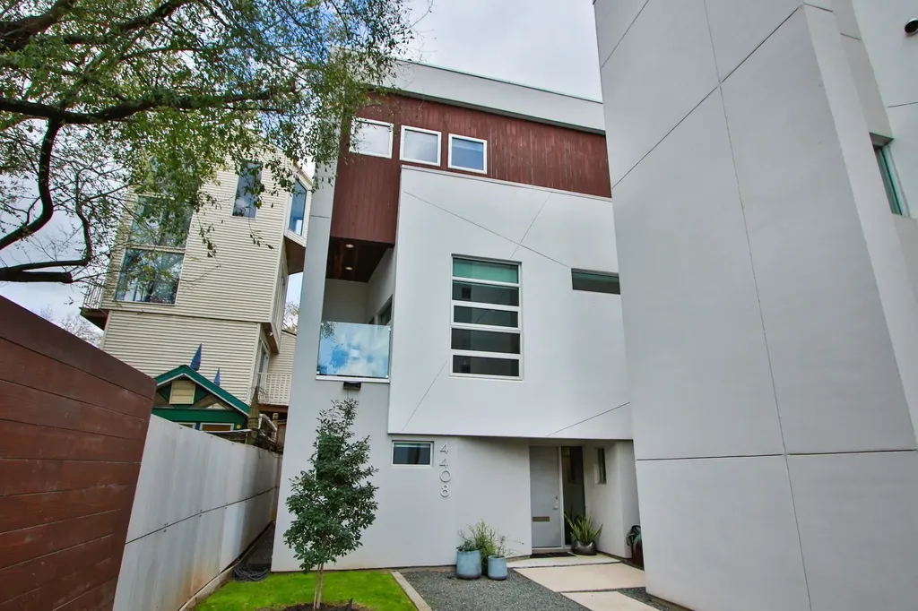 4408 Mount Vernon Street Houston TX 77006