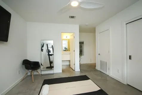 4408 Mount Vernon Street Houston TX 77006