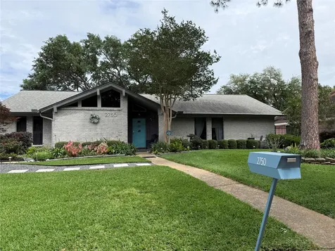 2750 Fontana Drive Houston TX 77043