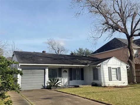 7309 S Rice Avenue Bellaire TX 77401