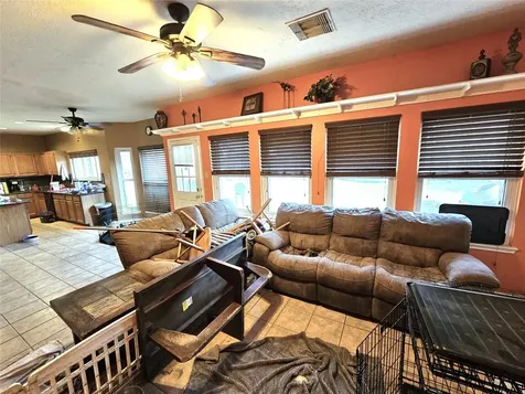 1021 Glenview Drive Pearland TX 77581