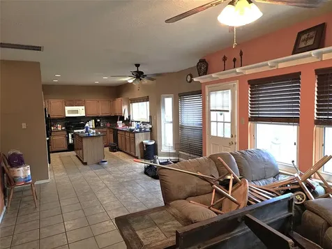 1021 Glenview Drive Pearland TX 77581