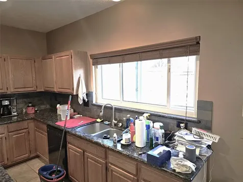 1021 Glenview Drive Pearland TX 77581
