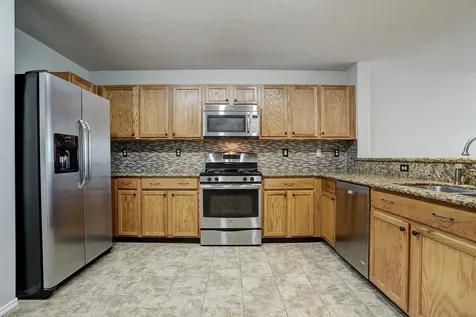 223 Sunset Colony Drive Rosharon TX 77583