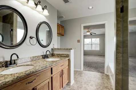223 Sunset Colony Drive Rosharon TX 77583