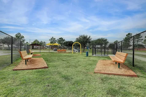 223 Sunset Colony Drive Rosharon TX 77583