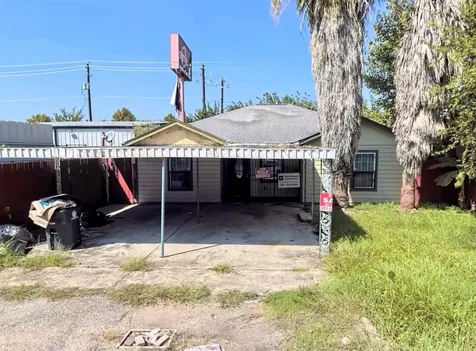 205 28th Street Houston TX 77008