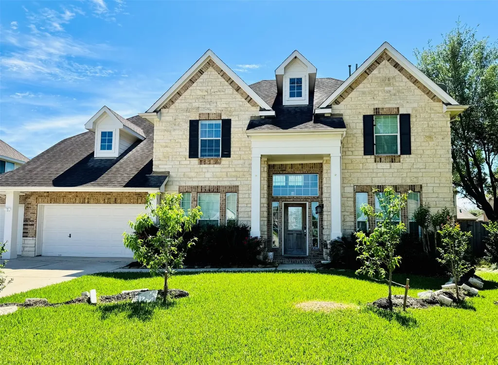 10002 Nathans Cove Houston TX 77089