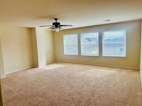 10002 Nathans Cove Houston TX 77089
