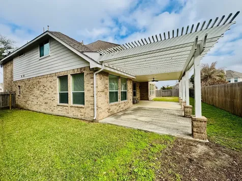 10002 Nathans Cove Houston TX 77089