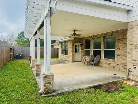 10002 Nathans Cove Houston TX 77089