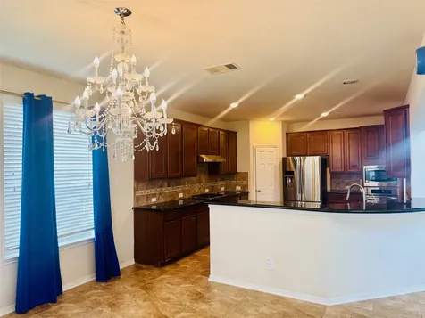 10002 Nathans Cove Houston TX 77089