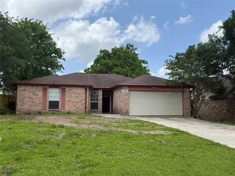 13215 Lake Breeze Lane Willis TX 77318