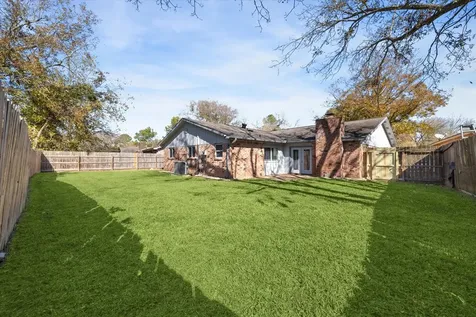 7330 Mar Vista Drive Houston TX 77083