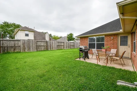 4107 Merlet Drive Pearland TX 77584