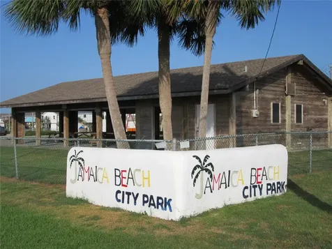 15 Lewis Scott Jamaica Beach TX 77554