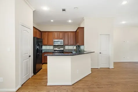 5310 Larkin Street B Houston TX 77007