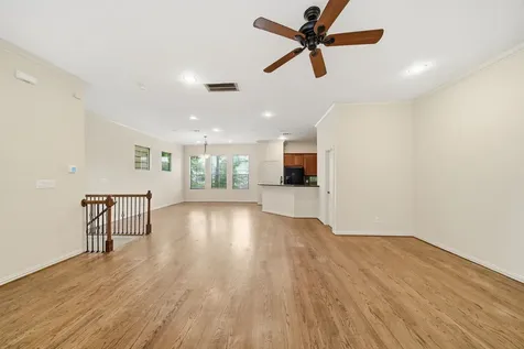 5310 Larkin Street B Houston TX 77007