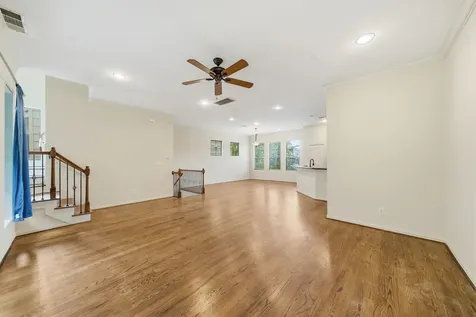 5310 Larkin Street B Houston TX 77007