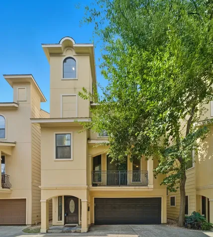 5310 Larkin Street B Houston TX 77007