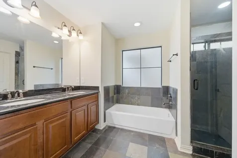 5310 Larkin Street B Houston TX 77007