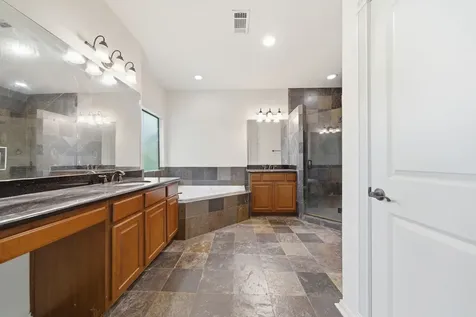 5310 Larkin Street B Houston TX 77007