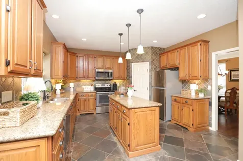 427 W North Hill Drive Spring TX 77388