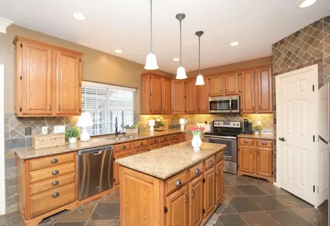 427 W North Hill Drive Spring TX 77388