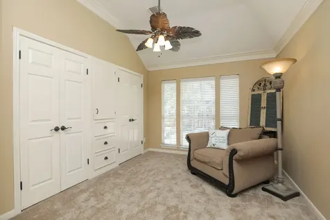 427 W North Hill Drive Spring TX 77388