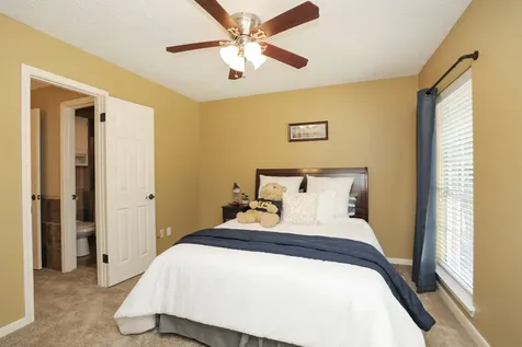 427 W North Hill Drive Spring TX 77388