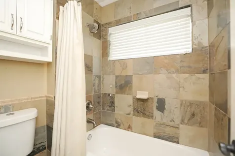 427 W North Hill Drive Spring TX 77388