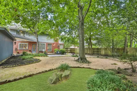 427 W North Hill Drive Spring TX 77388