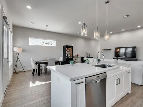 5702 Rucio Lane Houston TX 77092