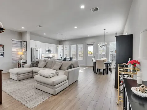 5702 Rucio Lane Houston TX 77092