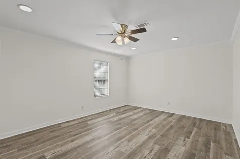 1132 18th Avenue N Texas City TX 77590