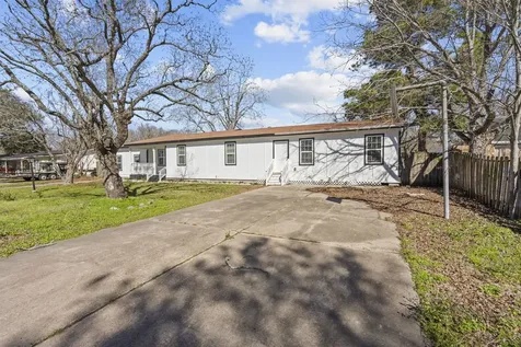 1132 18th Avenue N Texas City TX 77590