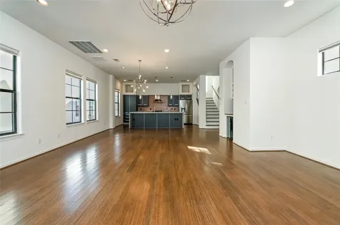3948 Feagan Street Houston TX 77007