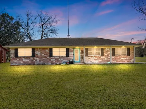579 County Road 239 Bay City TX 77414