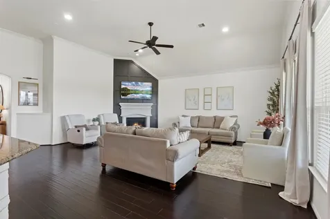 11810 Pearl Lane Mont Belvieu TX 77535