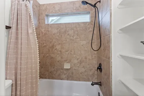 11810 Pearl Lane Mont Belvieu TX 77535