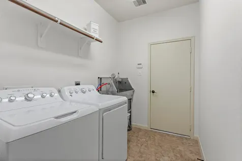 11810 Pearl Lane Mont Belvieu TX 77535