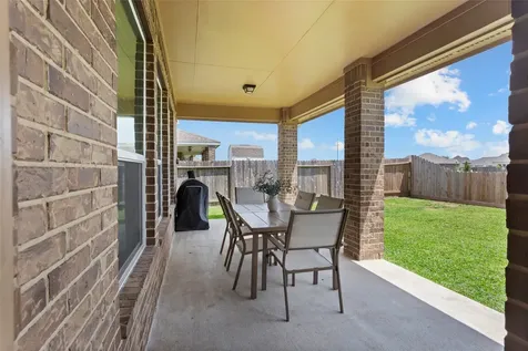 11810 Pearl Lane Mont Belvieu TX 77535