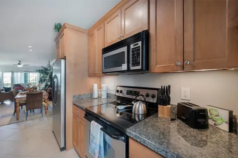 7000 Seawall Boulevard 524 Galveston TX 77551