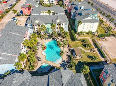 7000 Seawall Boulevard 524 Galveston TX 77551