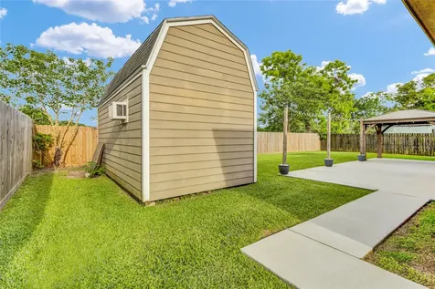 420 Forest Oaks Lane Lake Jackson TX 77566