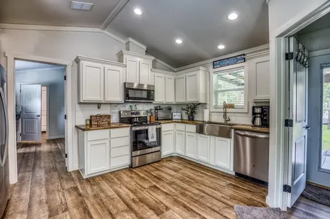 102 Hilltop Court Somerville TX 77879