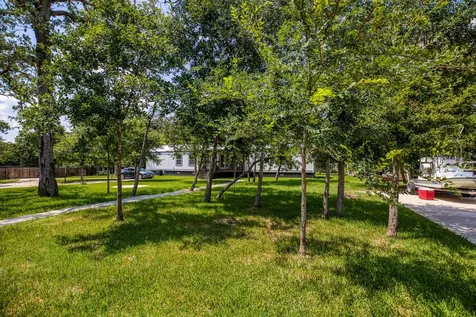 102 Hilltop Court Somerville TX 77879