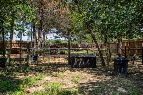 102 Hilltop Court Somerville TX 77879