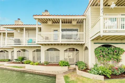 19 Dana Drive C Galveston TX 77554
