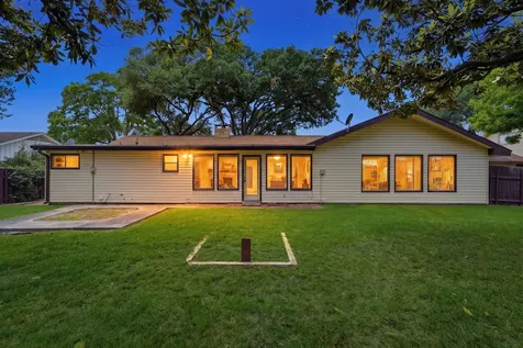 302 Village Drive Sugar Land TX 77498